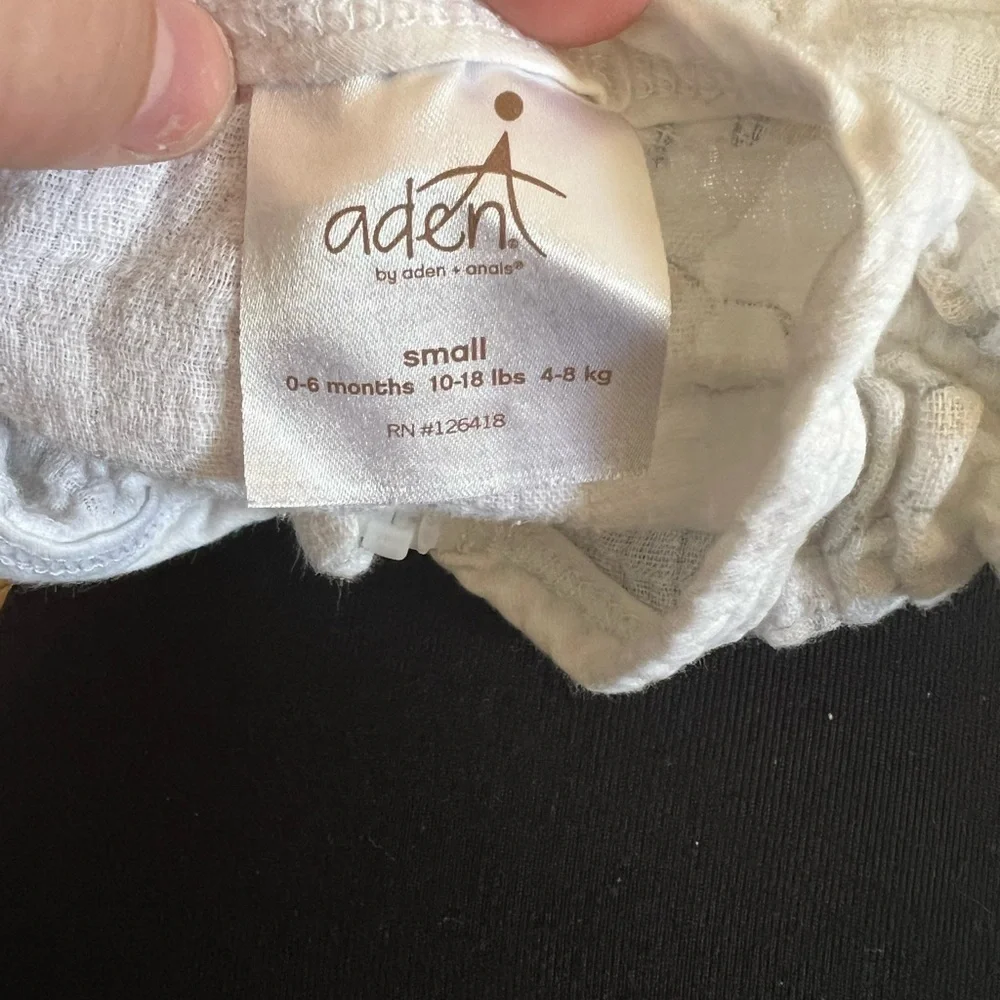 Aden + Anais grey baby‎ elephant sleep sack muslin blanket swaddle